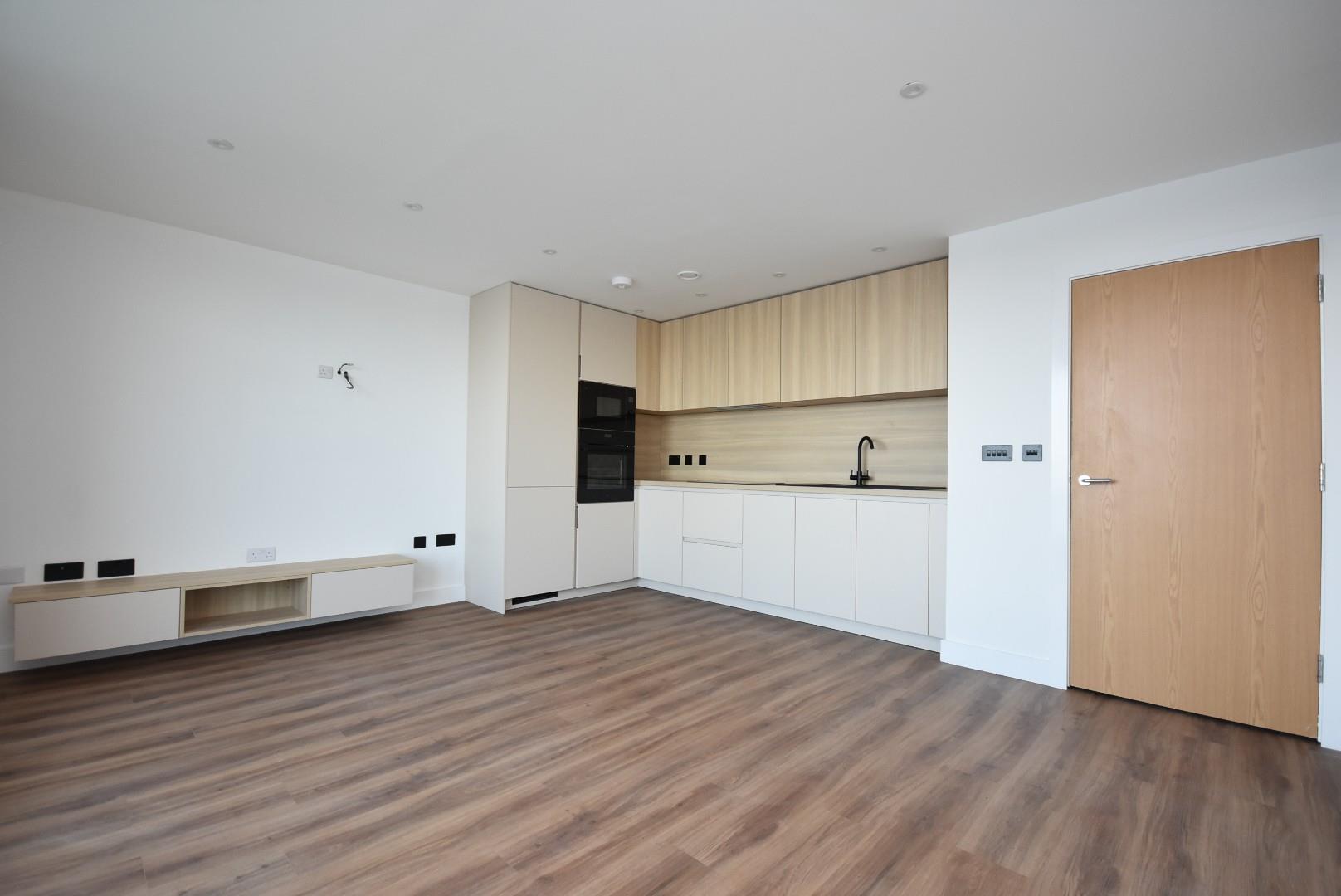 21 Eddystone House, Ferry Court, Cardiff, CF11 0AU